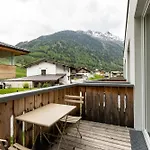 Keyone Homes Zwieselstein Konukevi