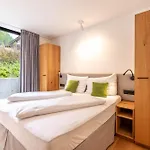 Πανσιόν Keyone Homes Zwieselstein 3*